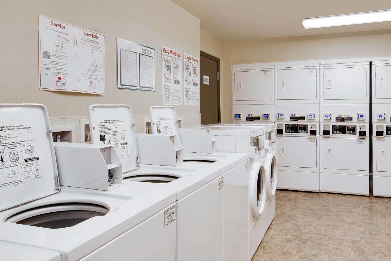 Woodspring Suites Fredericksburg Eksteriør bilde