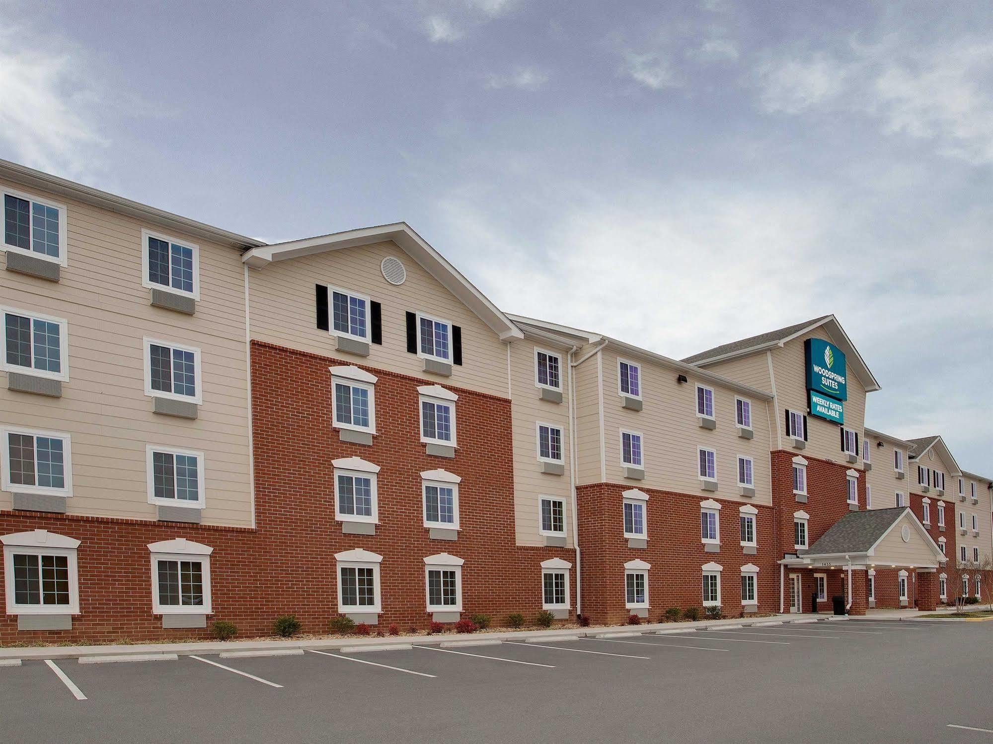Woodspring Suites Fredericksburg Eksteriør bilde
