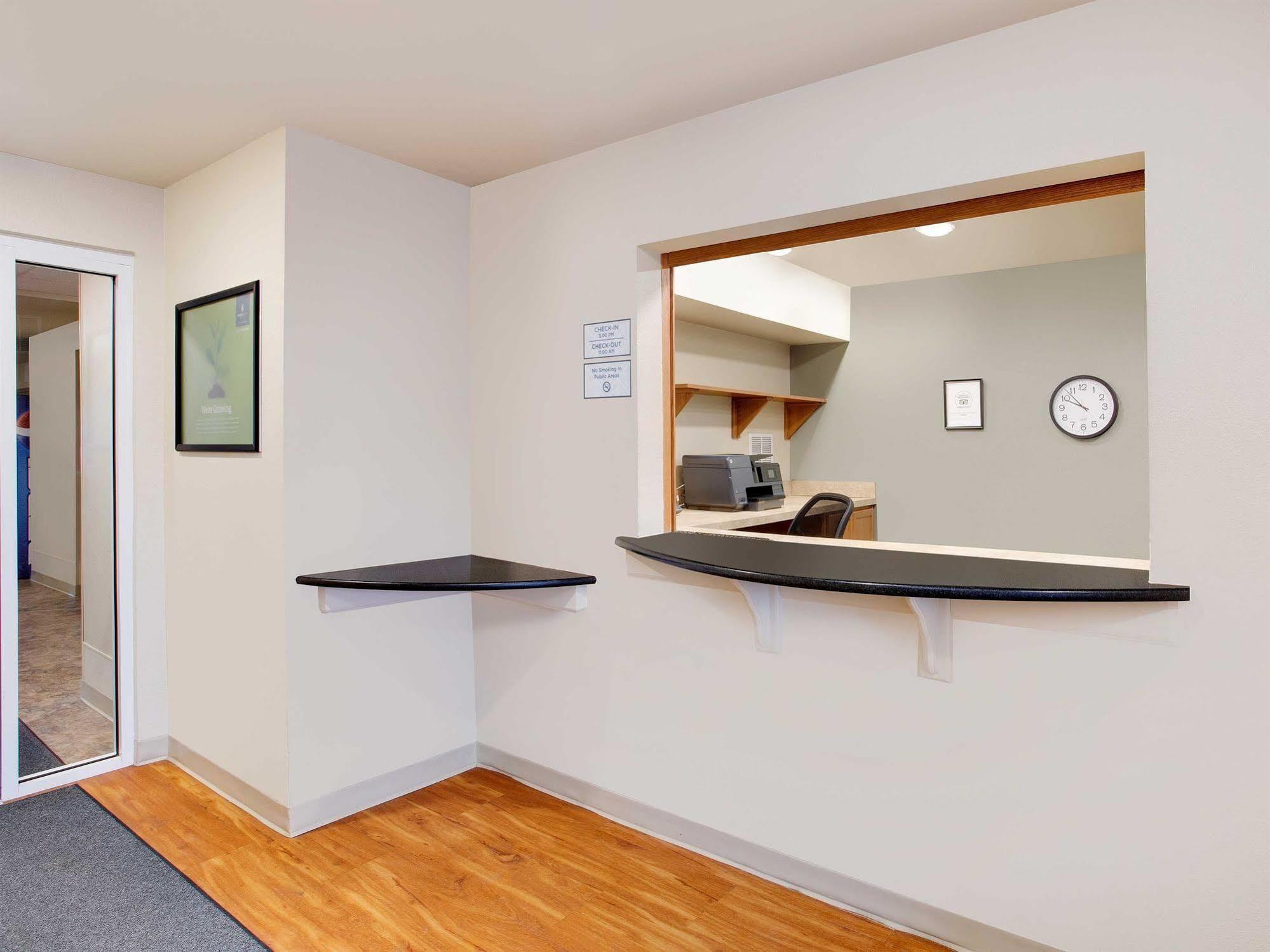 Woodspring Suites Fredericksburg Eksteriør bilde