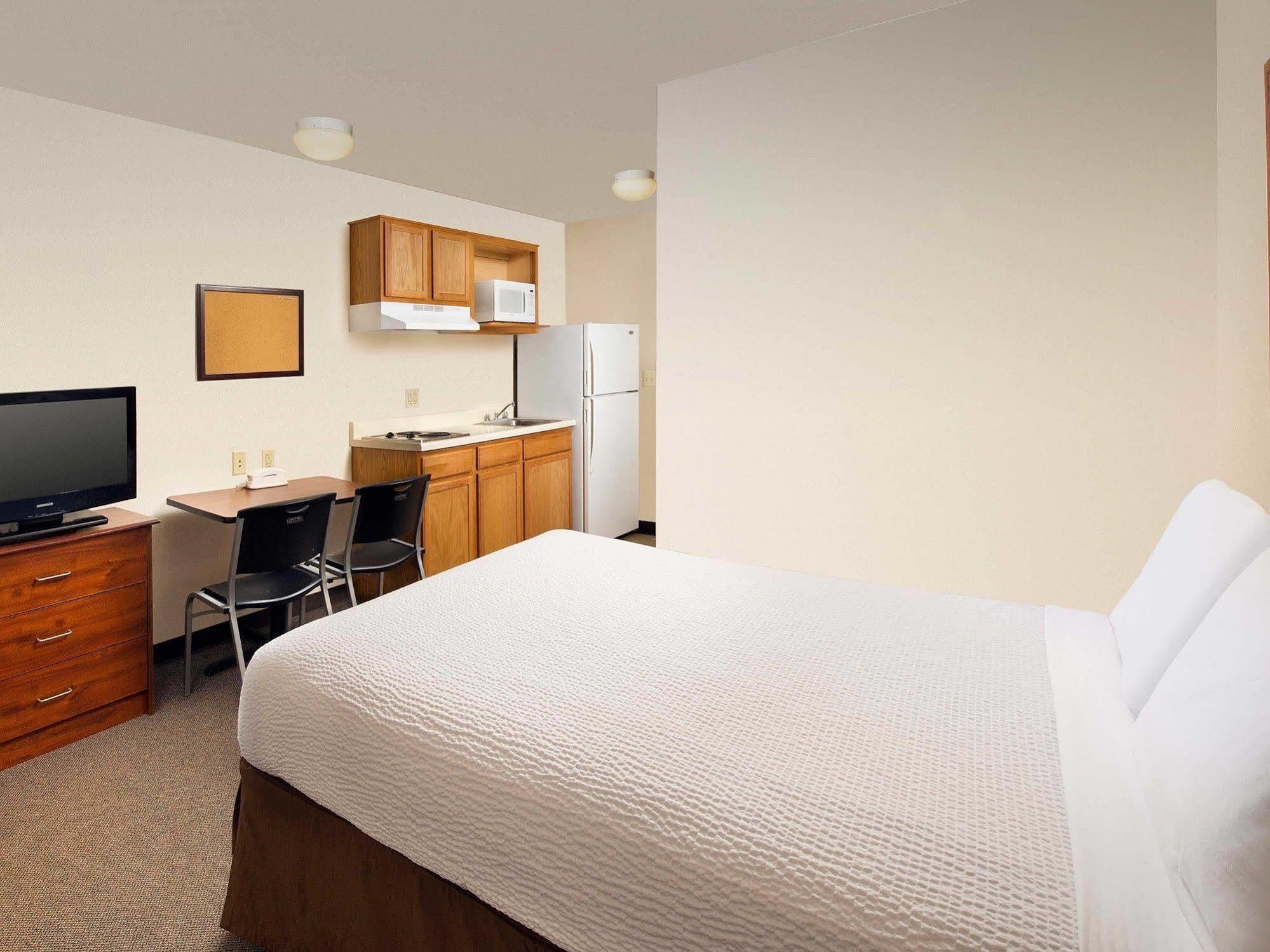 Woodspring Suites Fredericksburg Eksteriør bilde