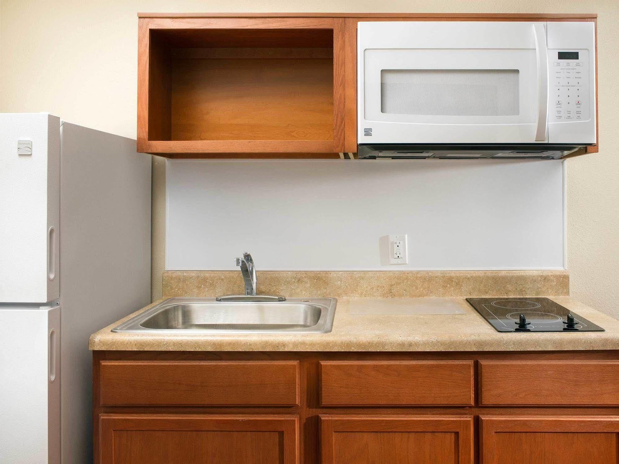 Woodspring Suites Fredericksburg Eksteriør bilde